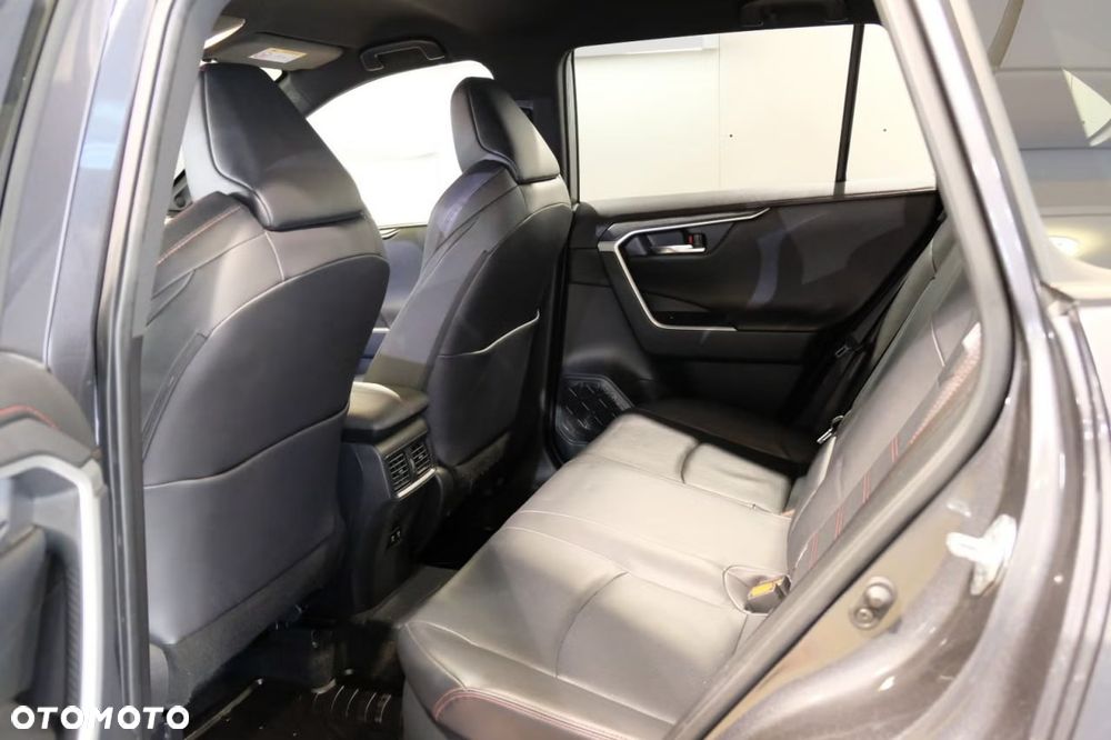 Toyota RAV4 - 29