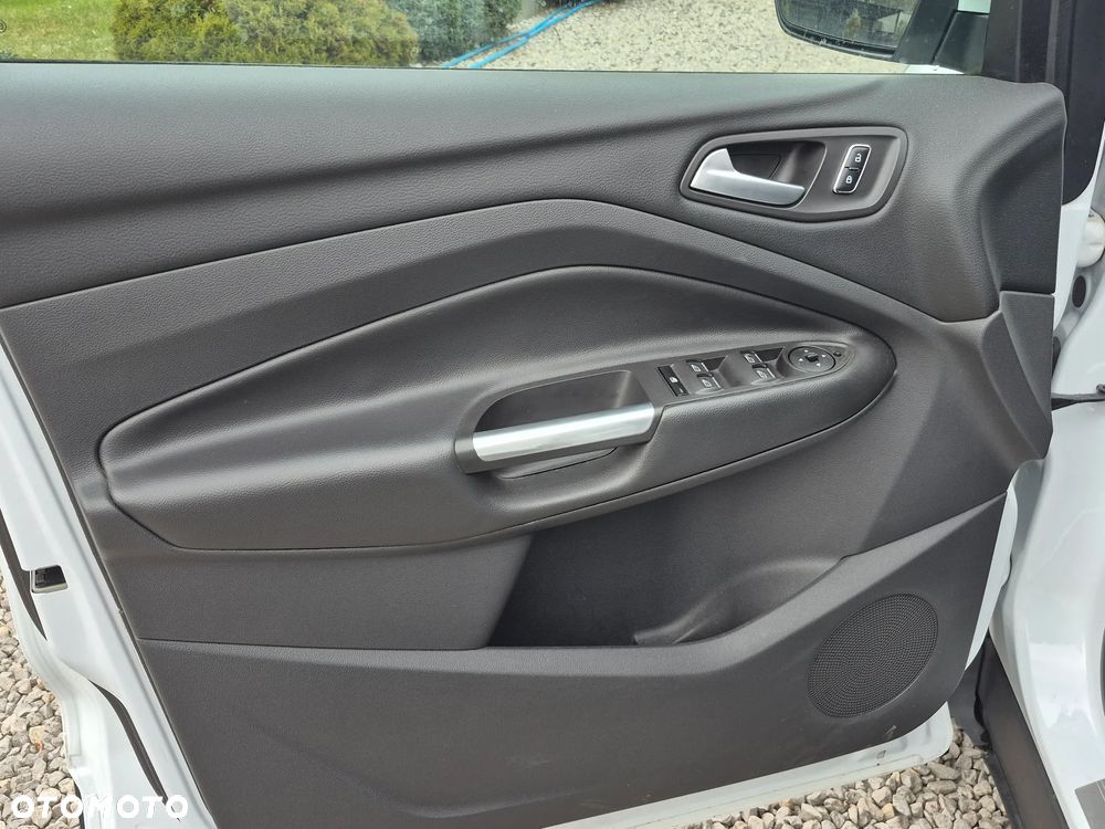 Ford Kuga 2.0 TDCi 2x4 SYNC - 18