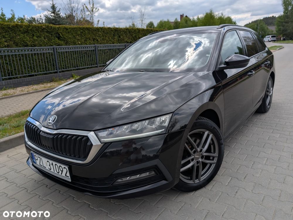 Skoda Octavia 2.0 TDI DSG Ambition - 1