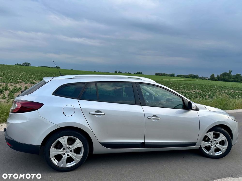 Renault Megane ENERGY dCi 110 Start & Stop Expression - 12
