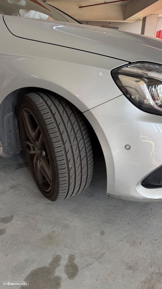 Mercedes-Benz A 180 CDI BE AMG Sport - 3