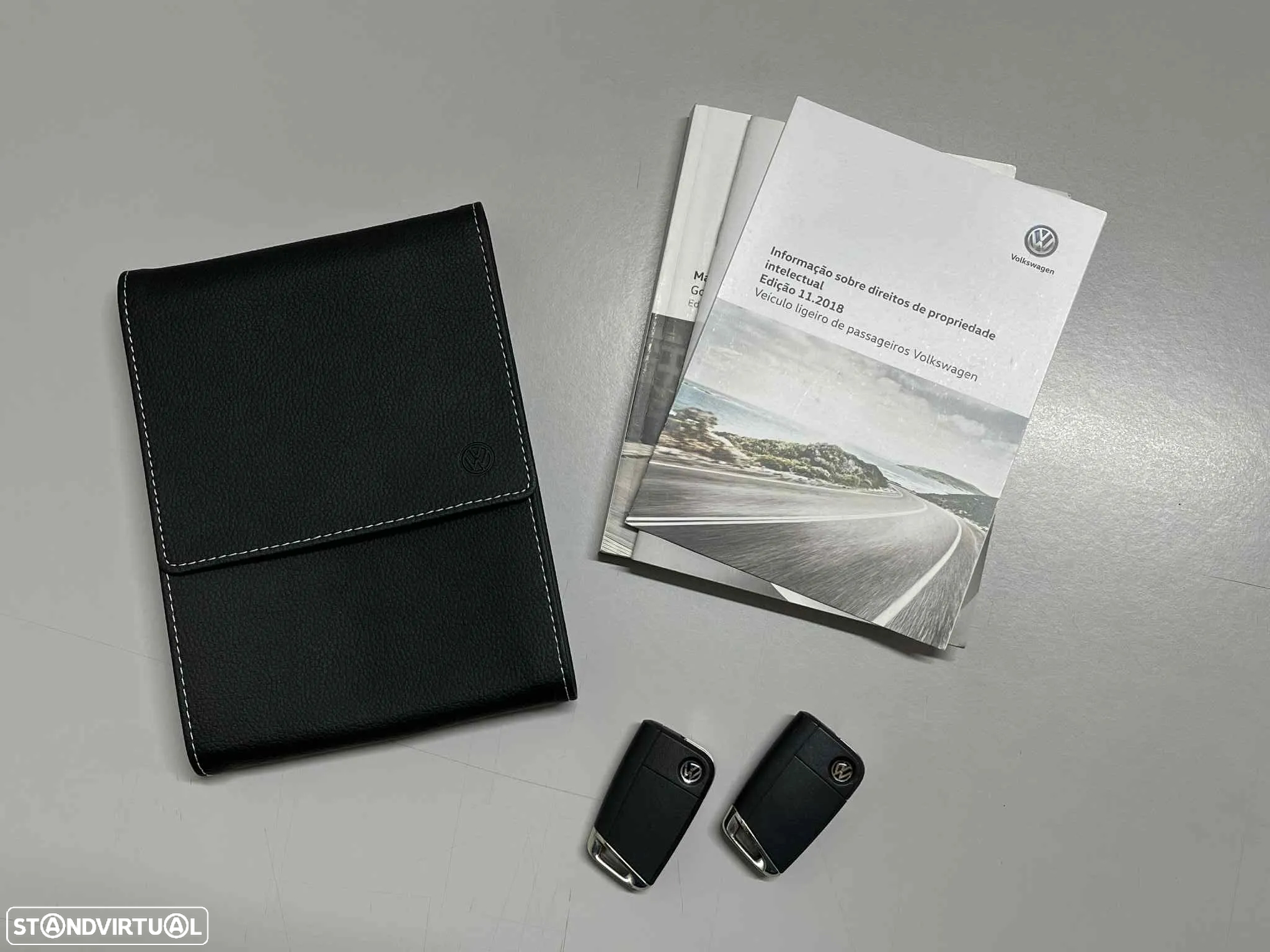 VW Golf 1.6 TDI Highline - 44