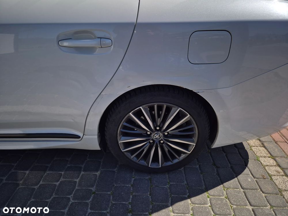 Toyota Avensis 1.8 Selection MS - 7