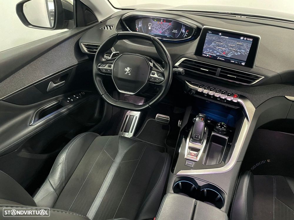 Peugeot 3008 1.2 PureTech Allure EAT8 - 22