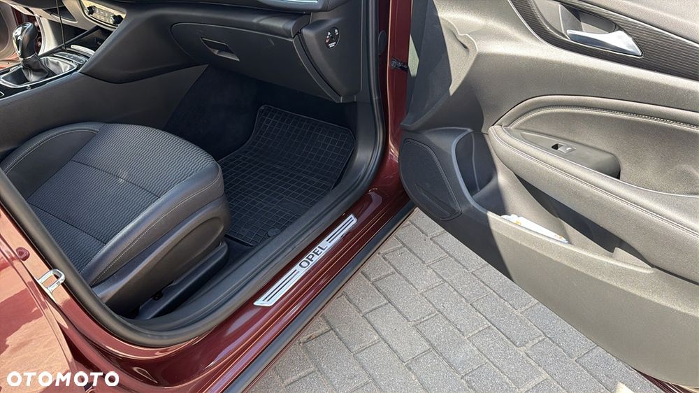 Opel Insignia - 18