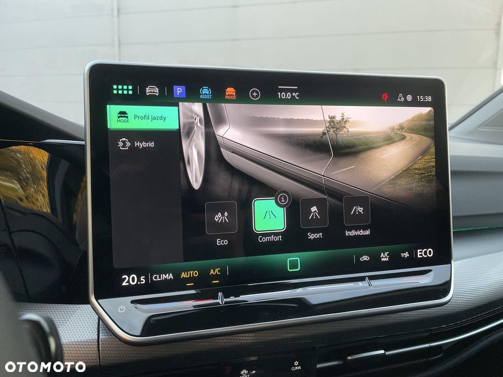 Volkswagen Golf - 26