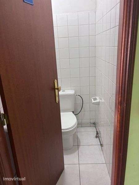 Loja centro coimbra c/armazém e garagem - Grande imagem: 5/12