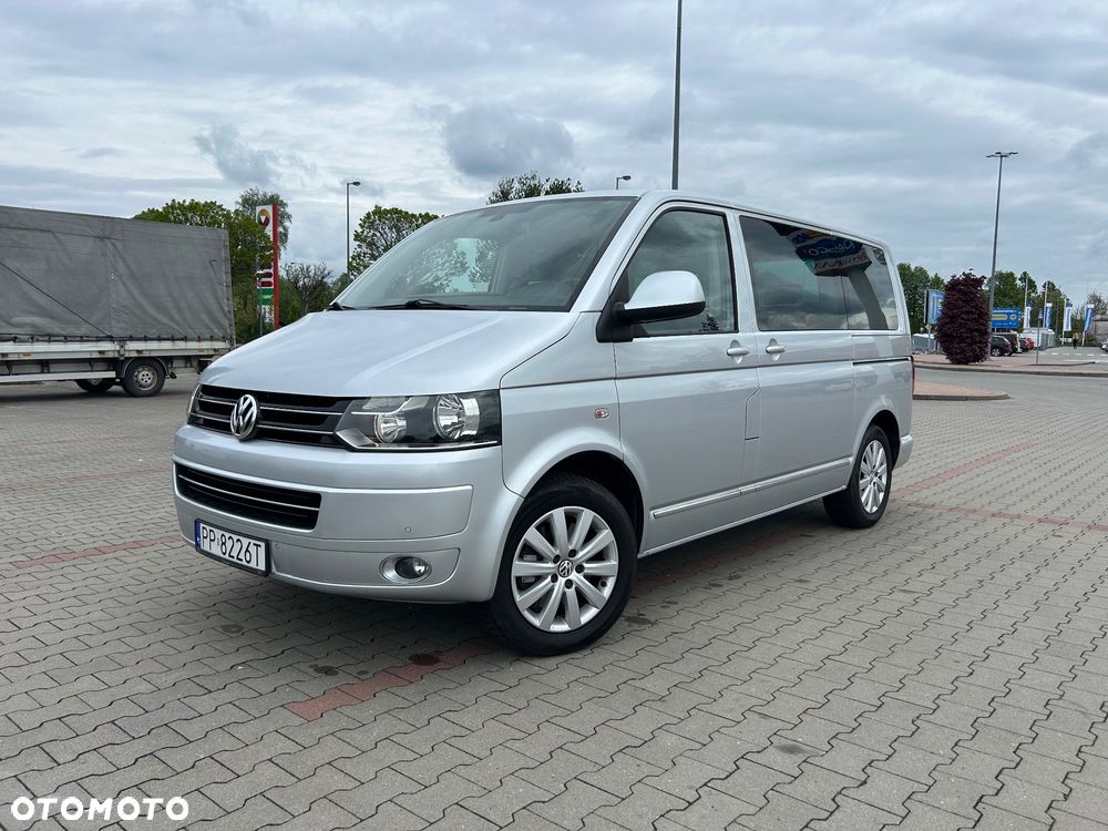 Volkswagen Multivan - 1