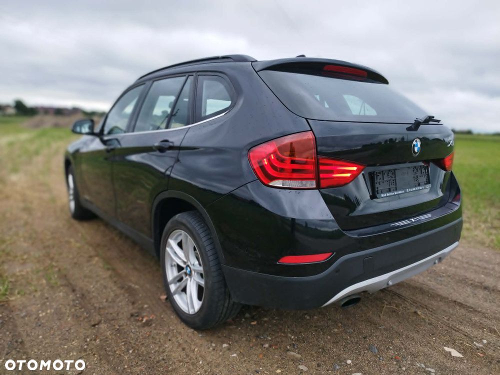 BMW X1 xDrive18d xLine - 11