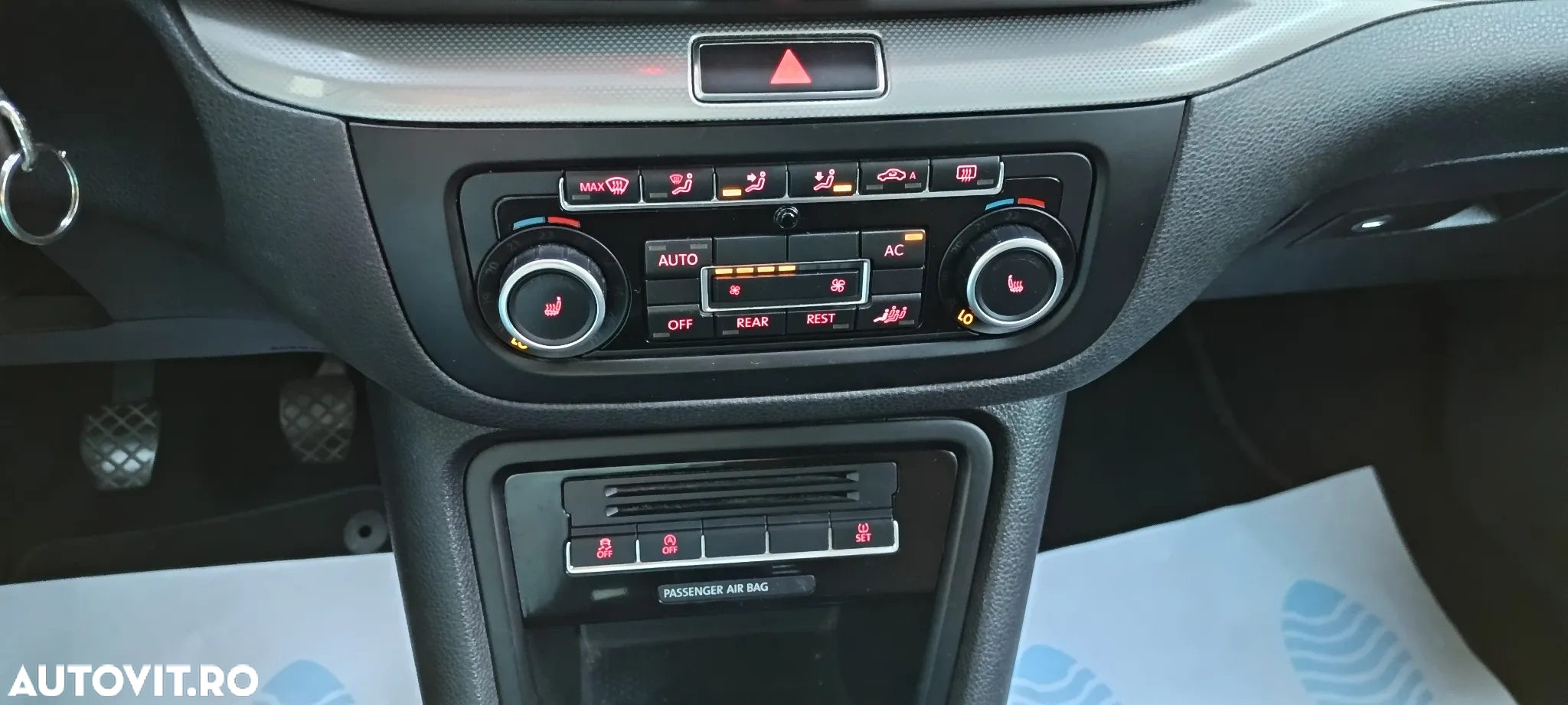 Volkswagen Sharan 2.0 TDI BlueMotion Technology Comfortline - 25