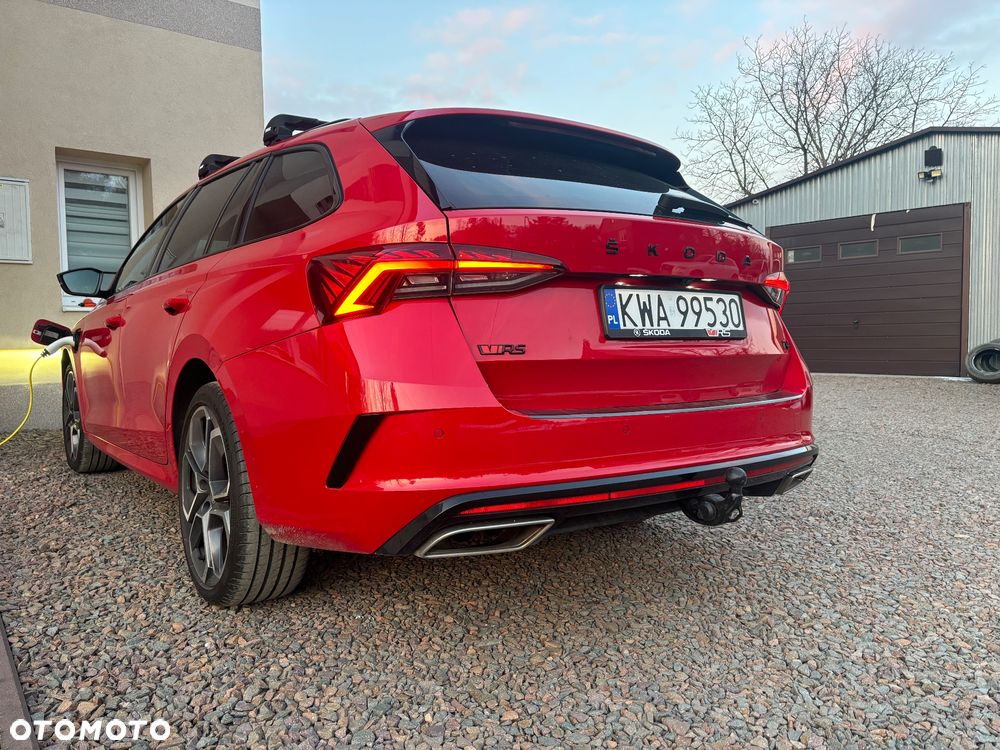 Skoda Octavia 1.4 TSI DSG RS - 2