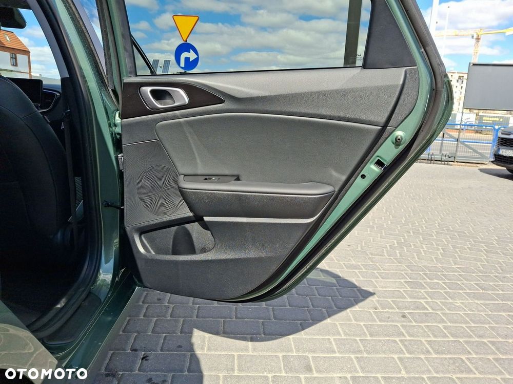 Kia Ceed 1.5 T-GDI Tribute DCT - 15