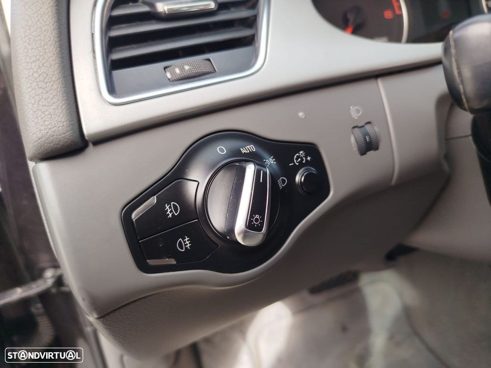 Audi A4 Avant 2.0 TDi Sport Multitronic - 32