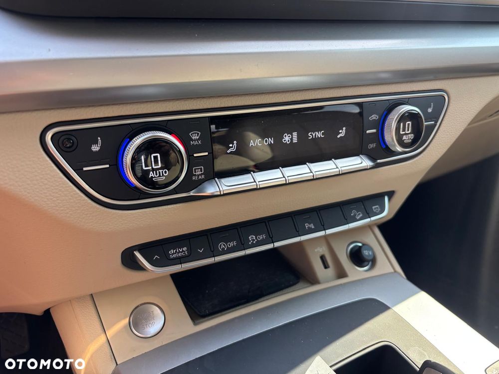 Audi Q5 45 TFSI quattro S tronic S line - 28