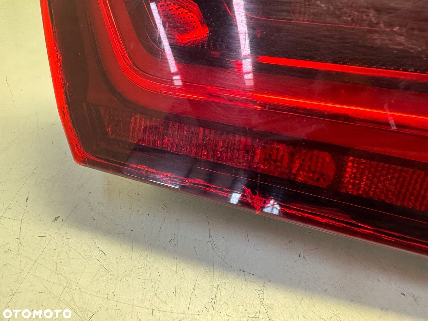 AUDI A6 C7 KOMBI LIFT LAMPA PRAWY TYŁ W KLAPĘ LED 6 PIN - 3