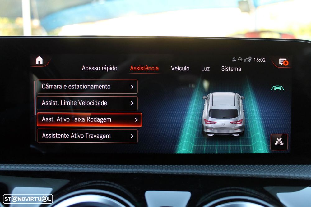 Mercedes-Benz CLA 250 e 8G-DCT AMG Line - 28