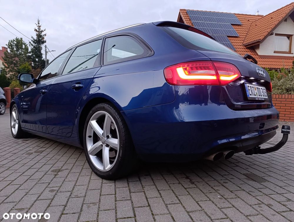 Audi A4 - 40