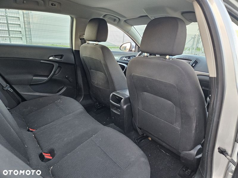 Opel Insignia - 9