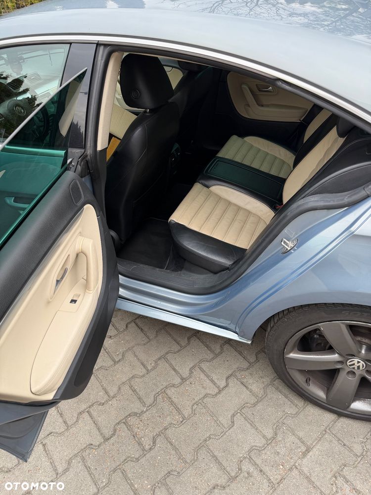 Volkswagen Passat CC 2.0 TDI DSG - 13