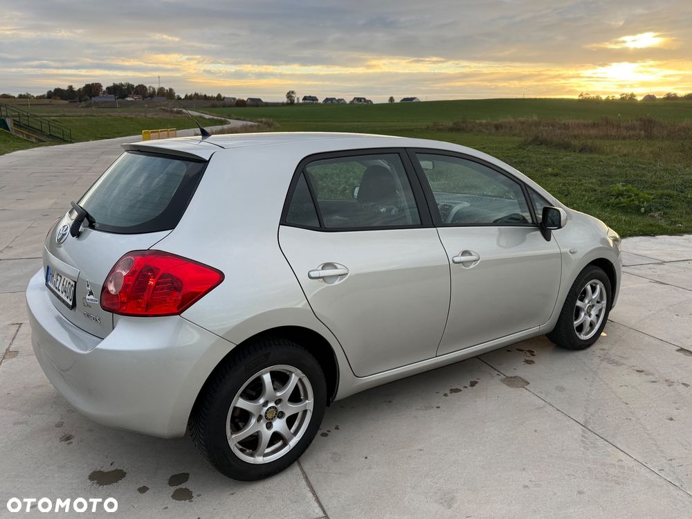Toyota Auris 1.6 VVT-i Team - 7