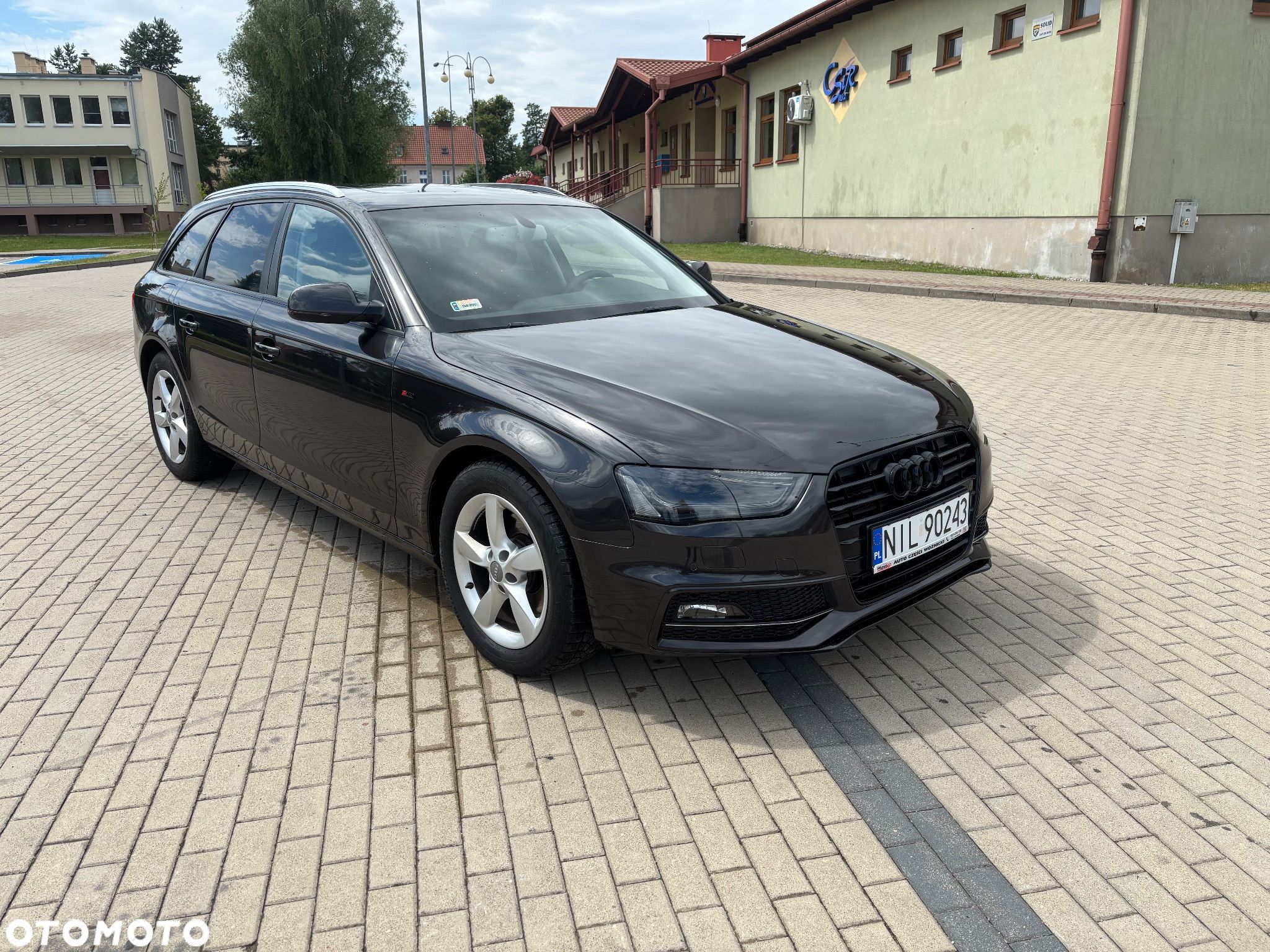 Audi A4 2.0 TDI DPF S line Sportpaket - 1