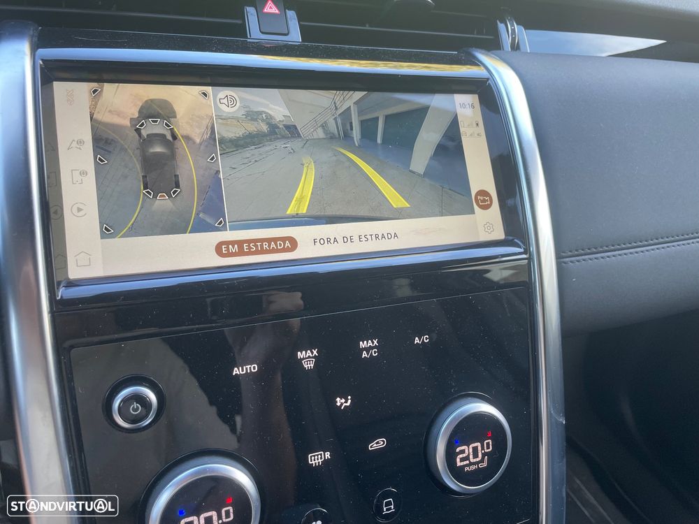 Land Rover Discovery Sport P300e R-Dynamic HSE - 9