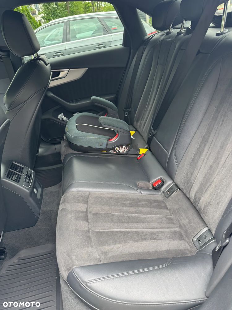 Audi A4 Limousine 40 TFSI S tronic - 15
