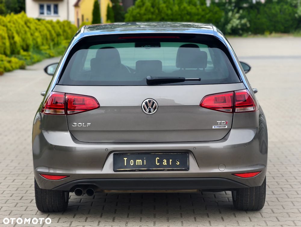 Volkswagen Golf 2.0 BlueTDI DSG Highline - 27