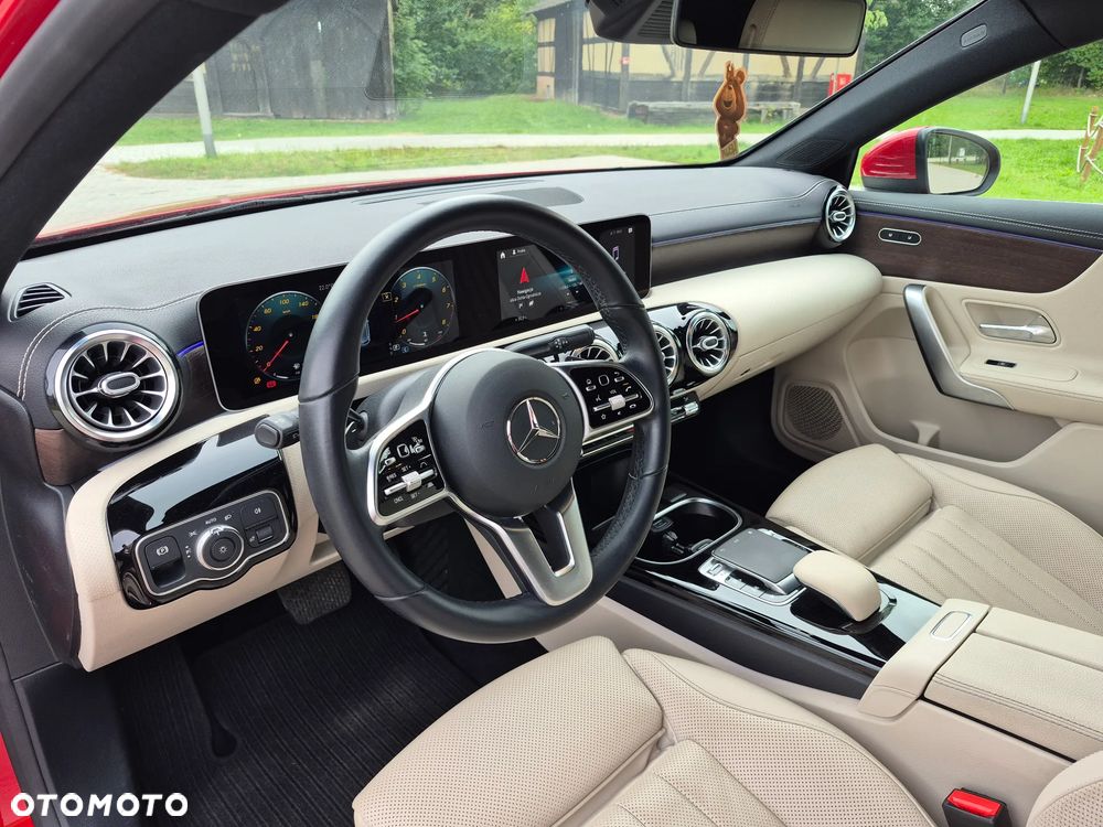 Mercedes-Benz Klasa A 200 7G-DCT Progressive - 22