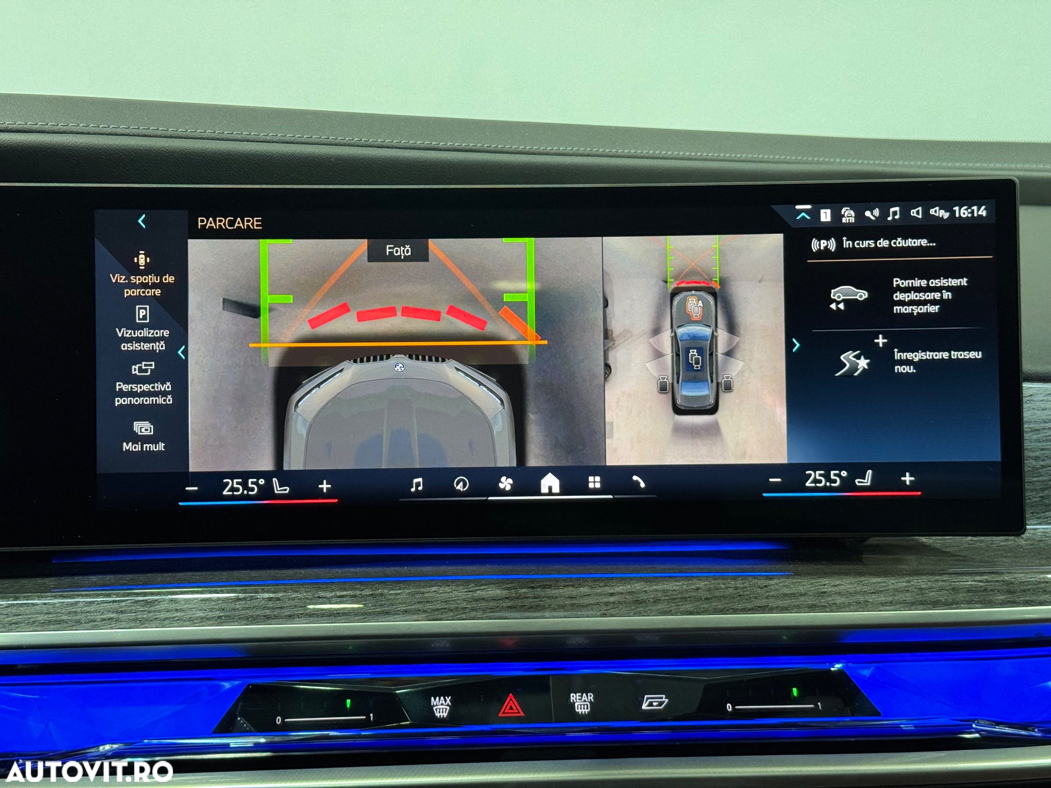BMW Seria 7 740d xDrive MHEV - 32