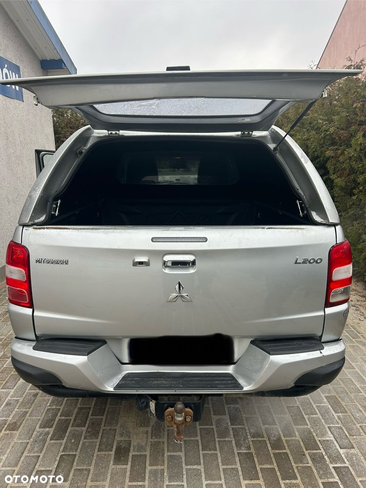 Mitsubishi L200 Pick Up 4x4 S&S Club Cab Diamant Edition - 15