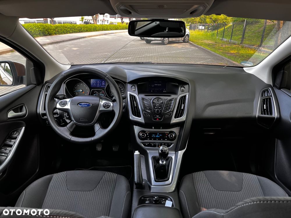 Ford Focus SW 1.0 EcoBoost S&S Titanium - 23