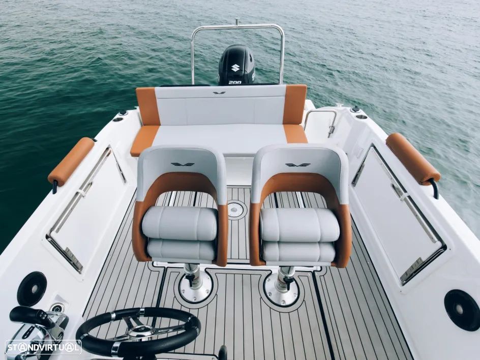 Beneteau Flyer 7 SPACEdeck - 14