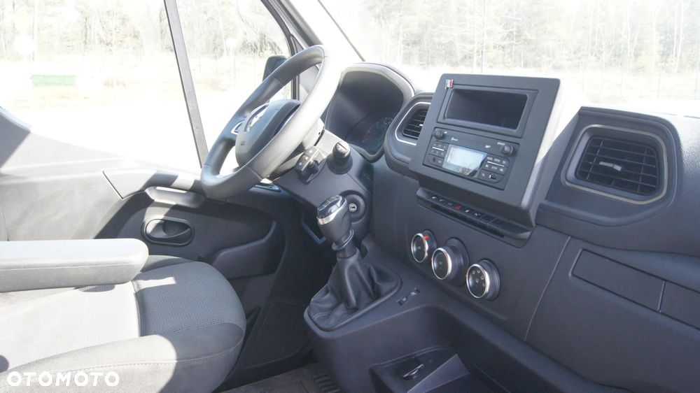 Renault Master - 16