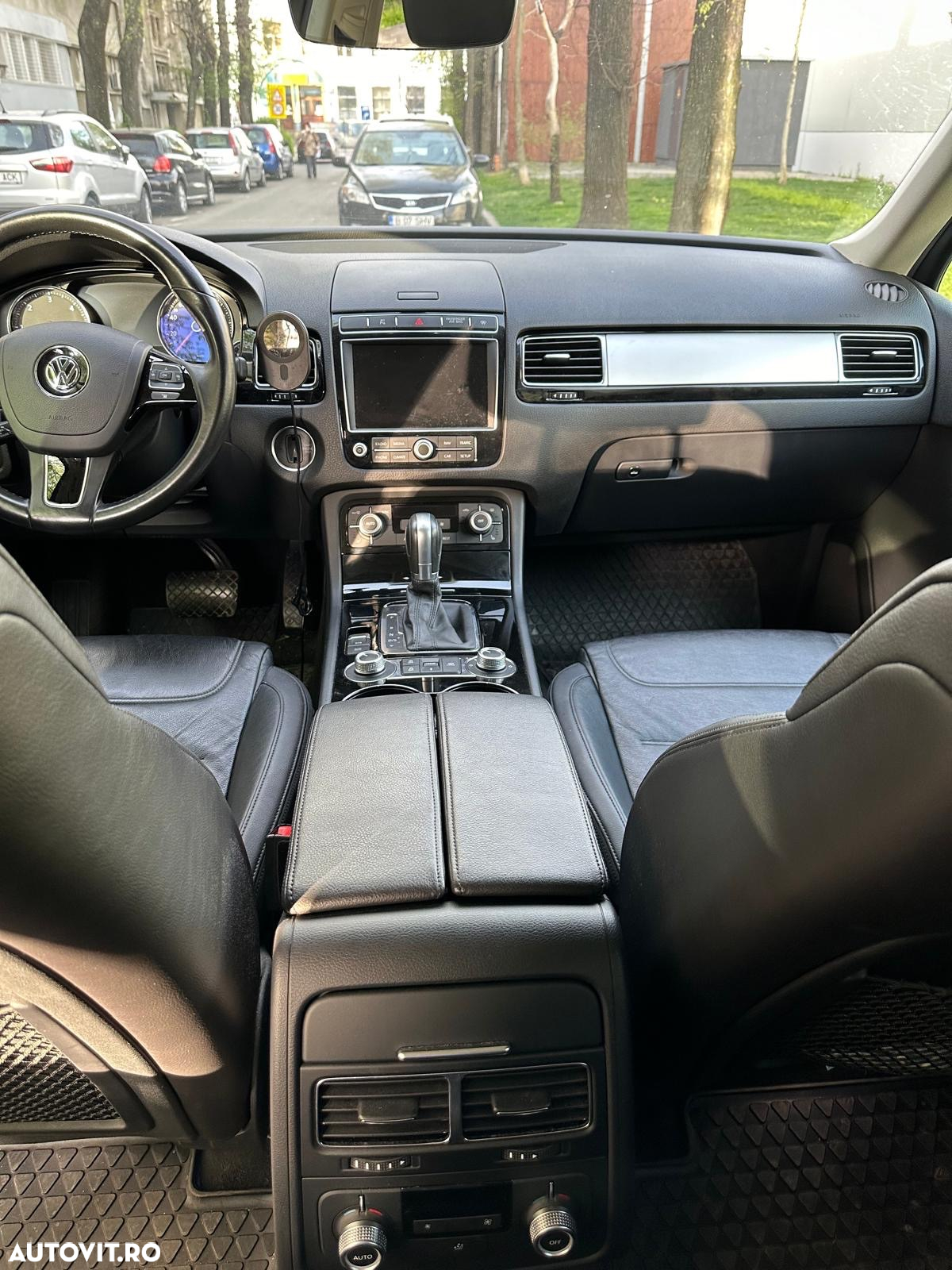 Volkswagen Touareg V6 TDI BMT Supreme Plus - 10