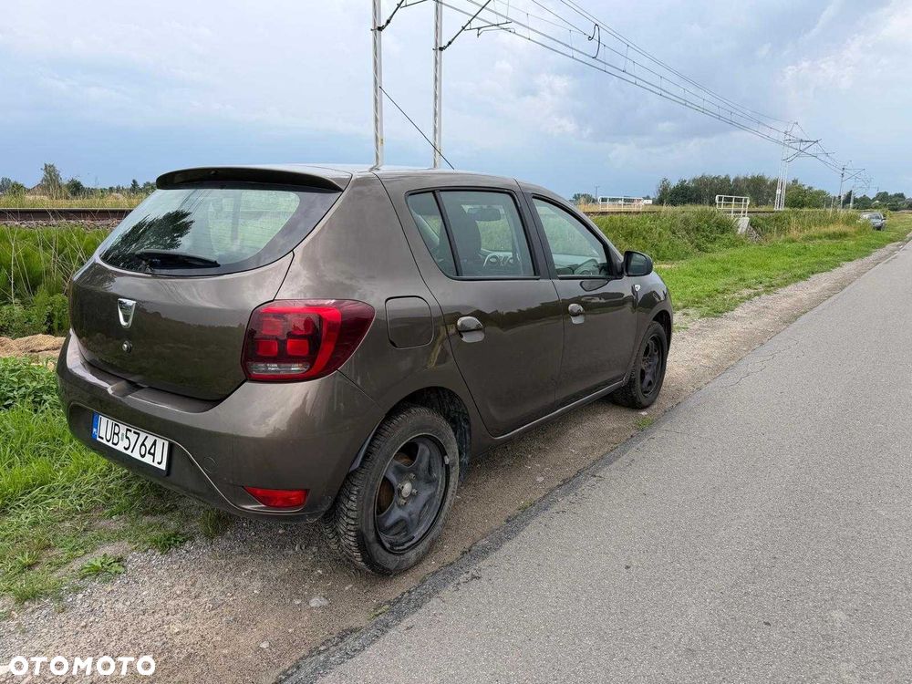 Dacia Sandero - 4