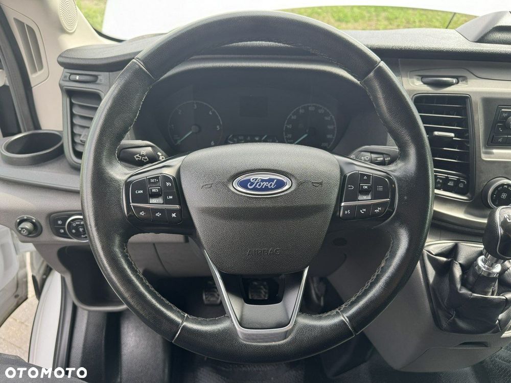 Ford Transit - 13