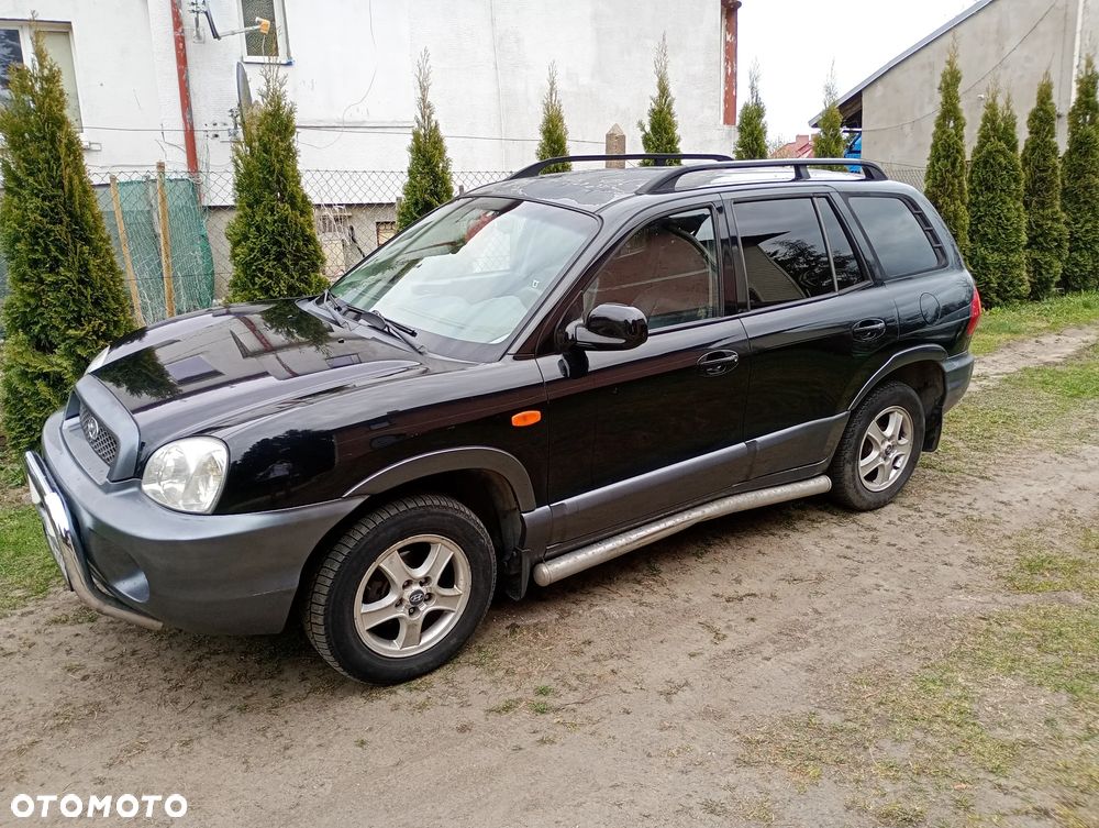 Hyundai Grand Santa Fe - 3