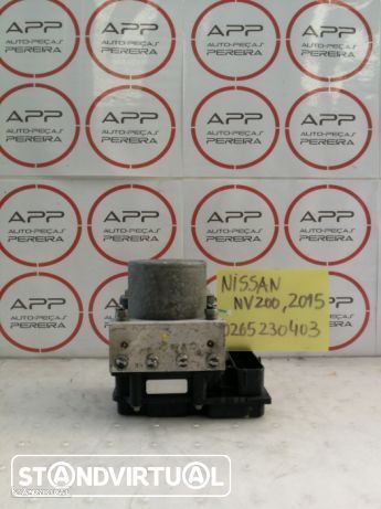 Nissan NV 200 de 2015, bomba /módulo de ABS. - 1