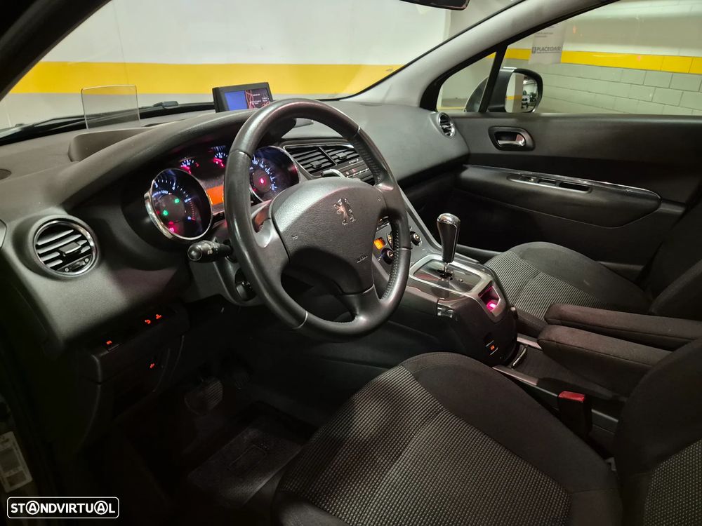 Peugeot 5008 1.6 E-HDi Tech-Motion CMP6 - 25