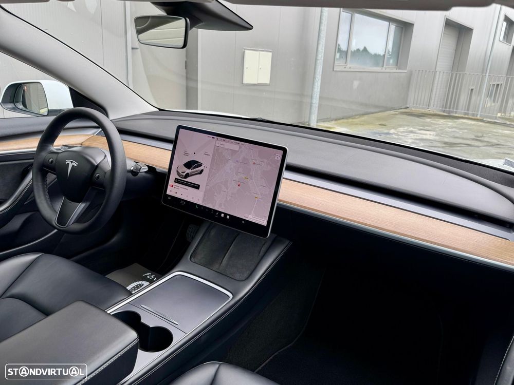 Tesla Model 3 Standard Range Plus RWD - 30