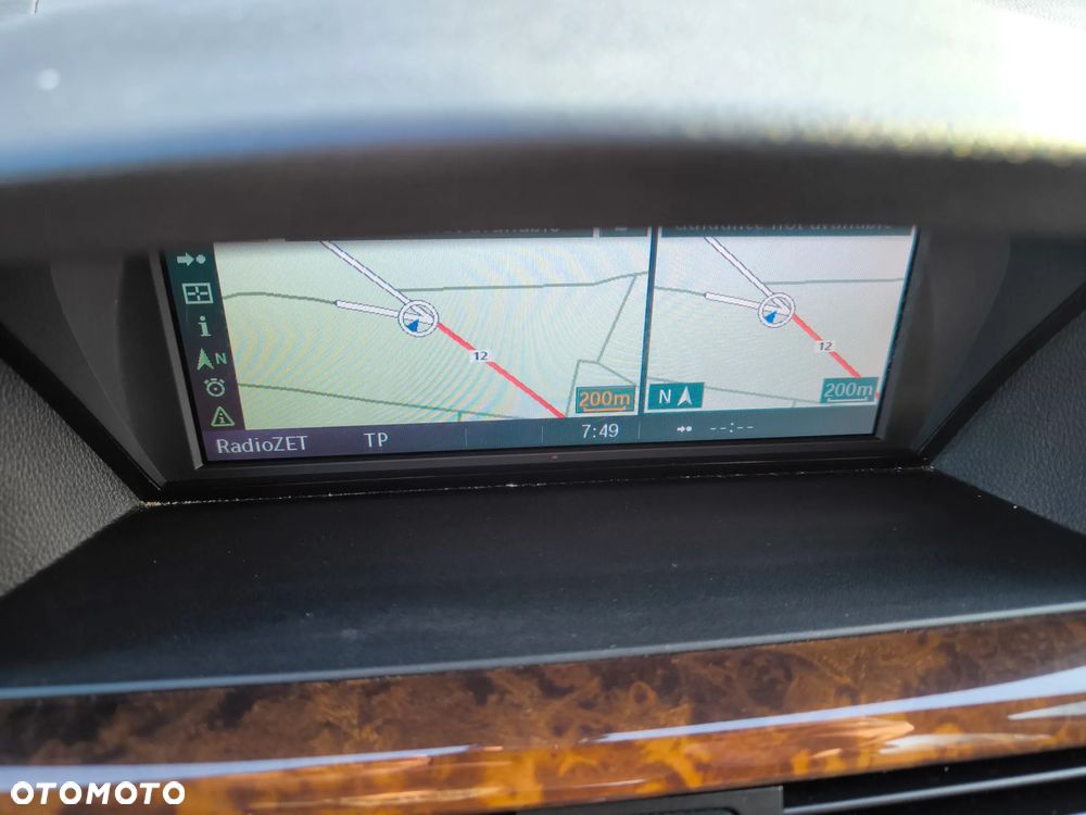 BMW Seria 3 330xi - 18