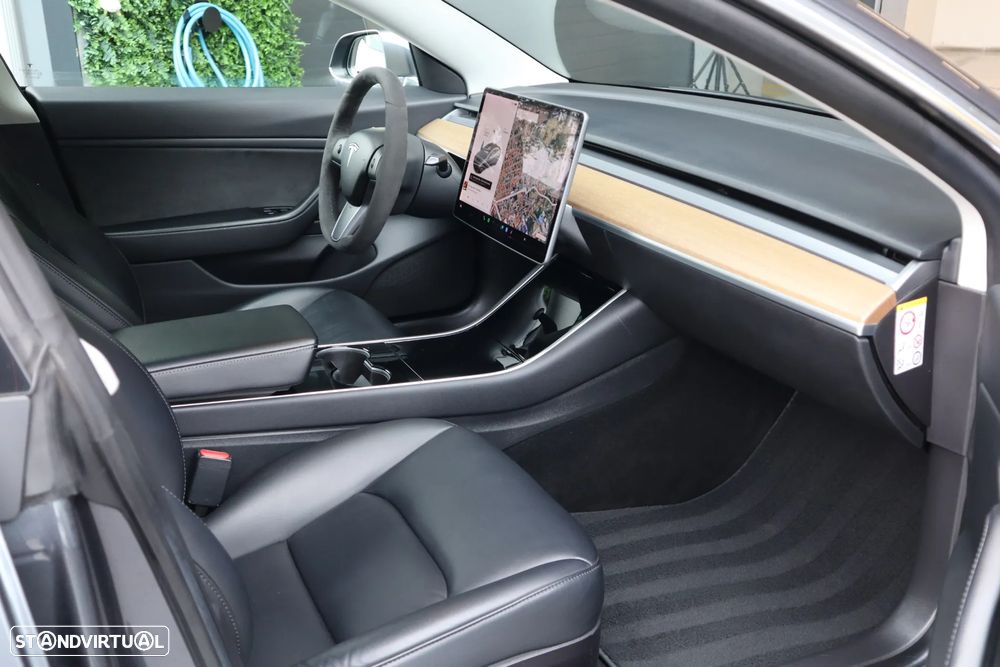 Tesla Model 3 Performance Dual Motor AWD - 13