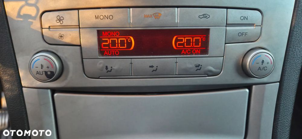 Ford Galaxy 2.0 TDCi Trend - 9