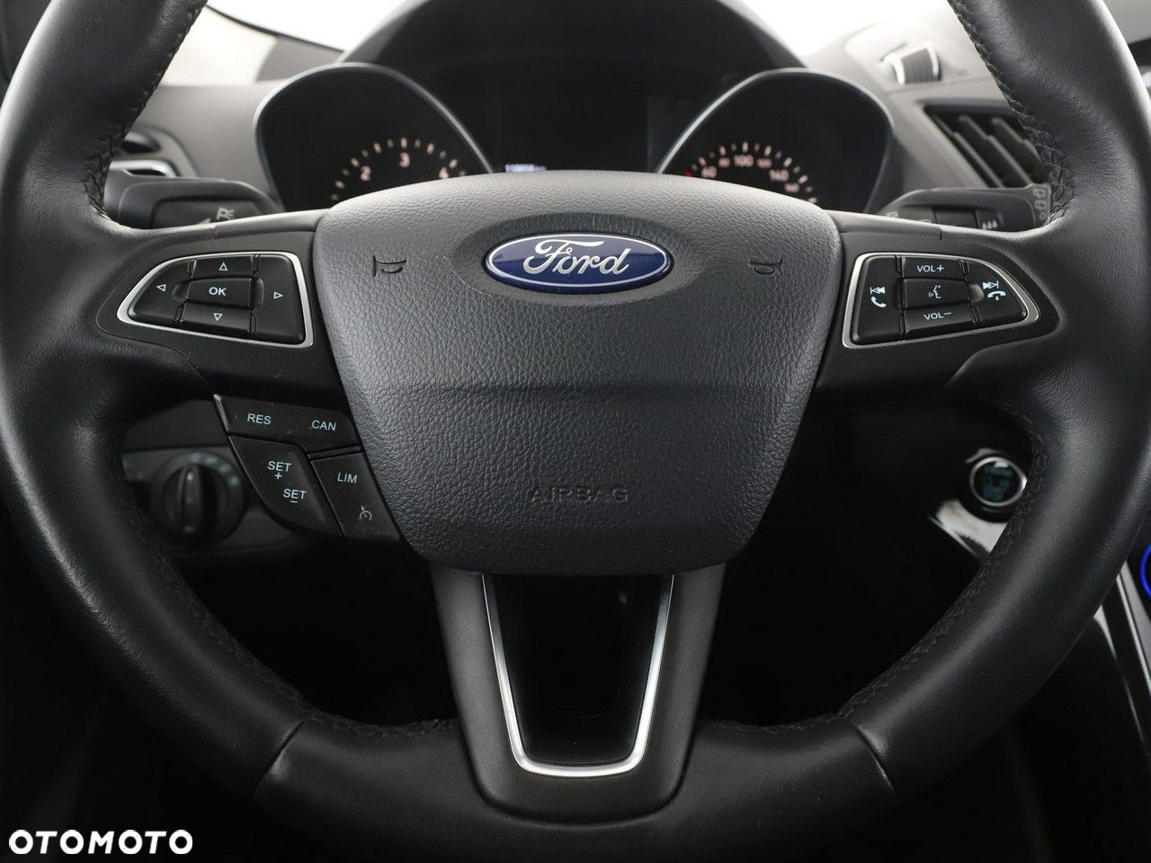 Ford Kuga 2.0 TDCi 2x4 Business Edition - 21