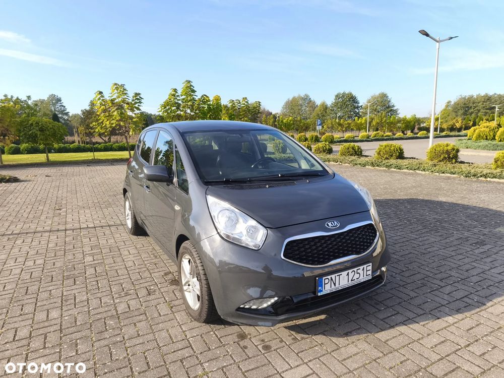 Kia Venga - 33