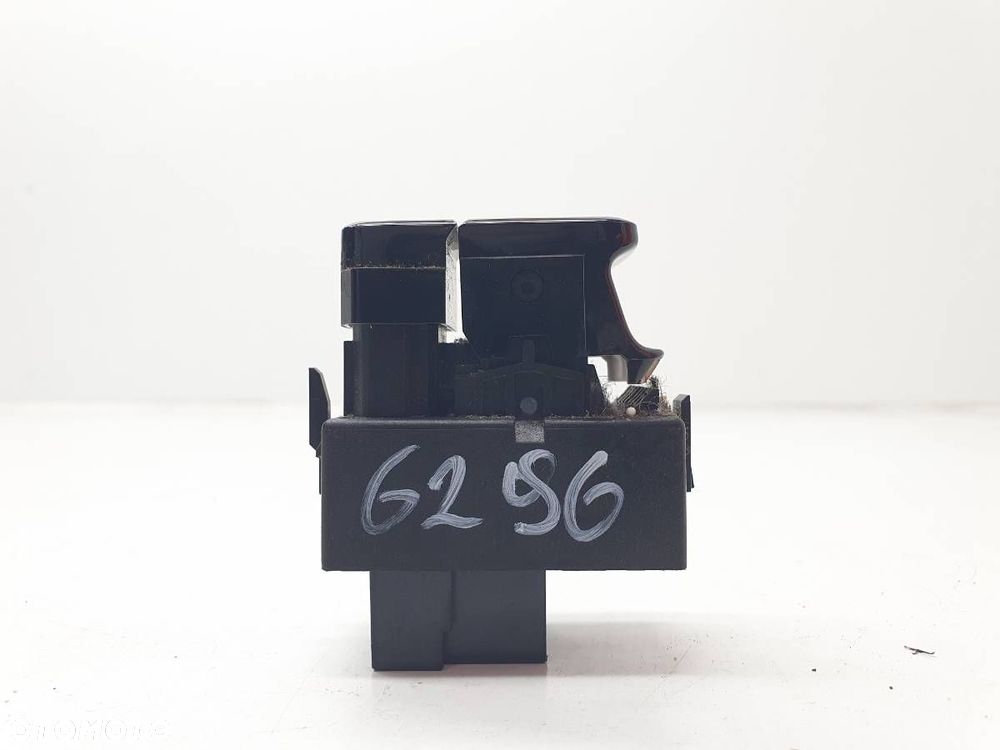 PRZYCISK PRZEŁĄCZNIK HAMULCA RĘCZNEGO VOLVO XC40 31456219 - 2