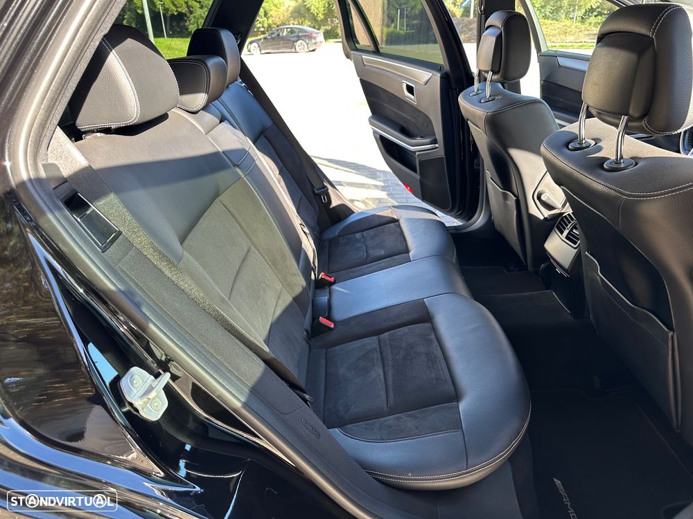 Mercedes-Benz E 300 Bluetec Hybrid Avantgarde - 12