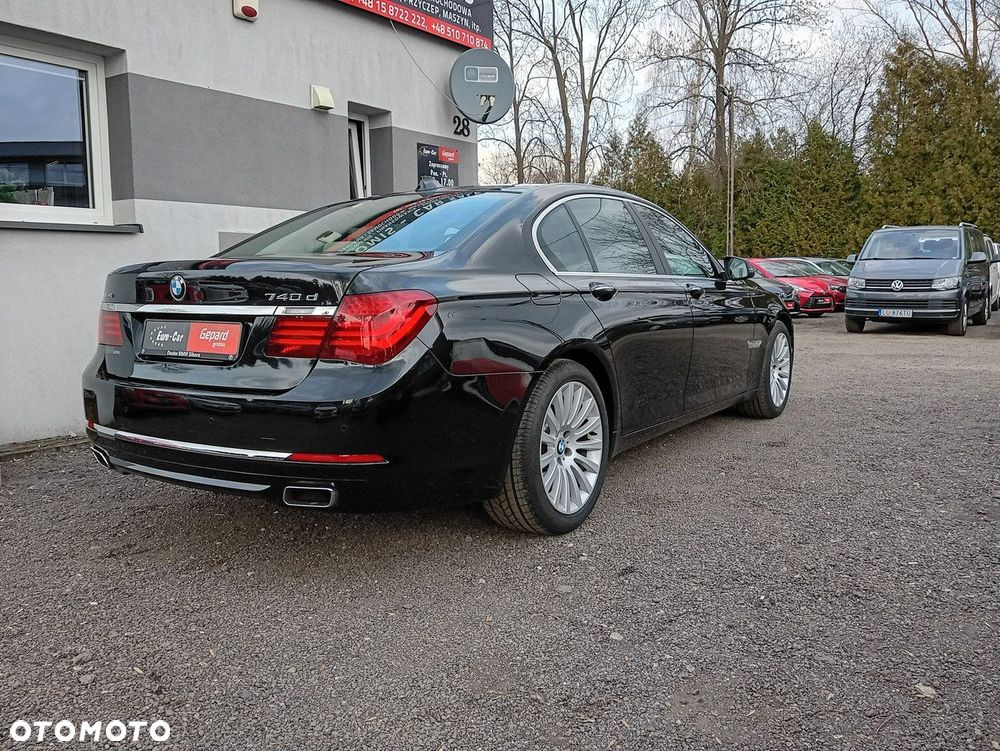 BMW Seria 7 740d xDrive - 4
