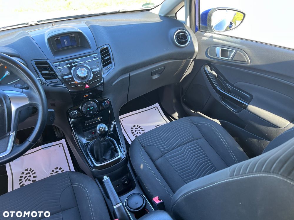 Ford Fiesta 1.25 Titanium EU5 - 23